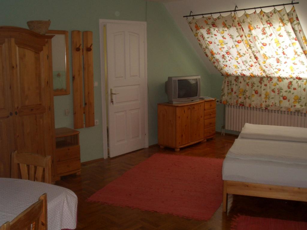 Apartments-Mini-Hotel Csongrád Cameră foto