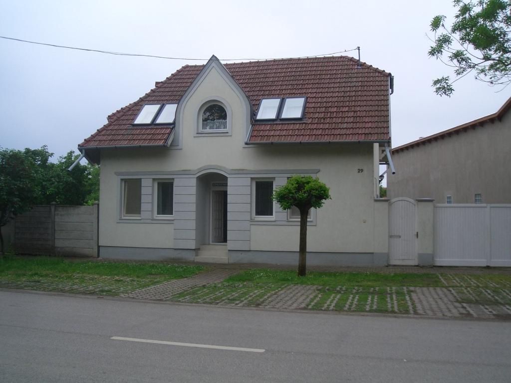 Apartments-Mini-Hotel Csongrád Cameră foto